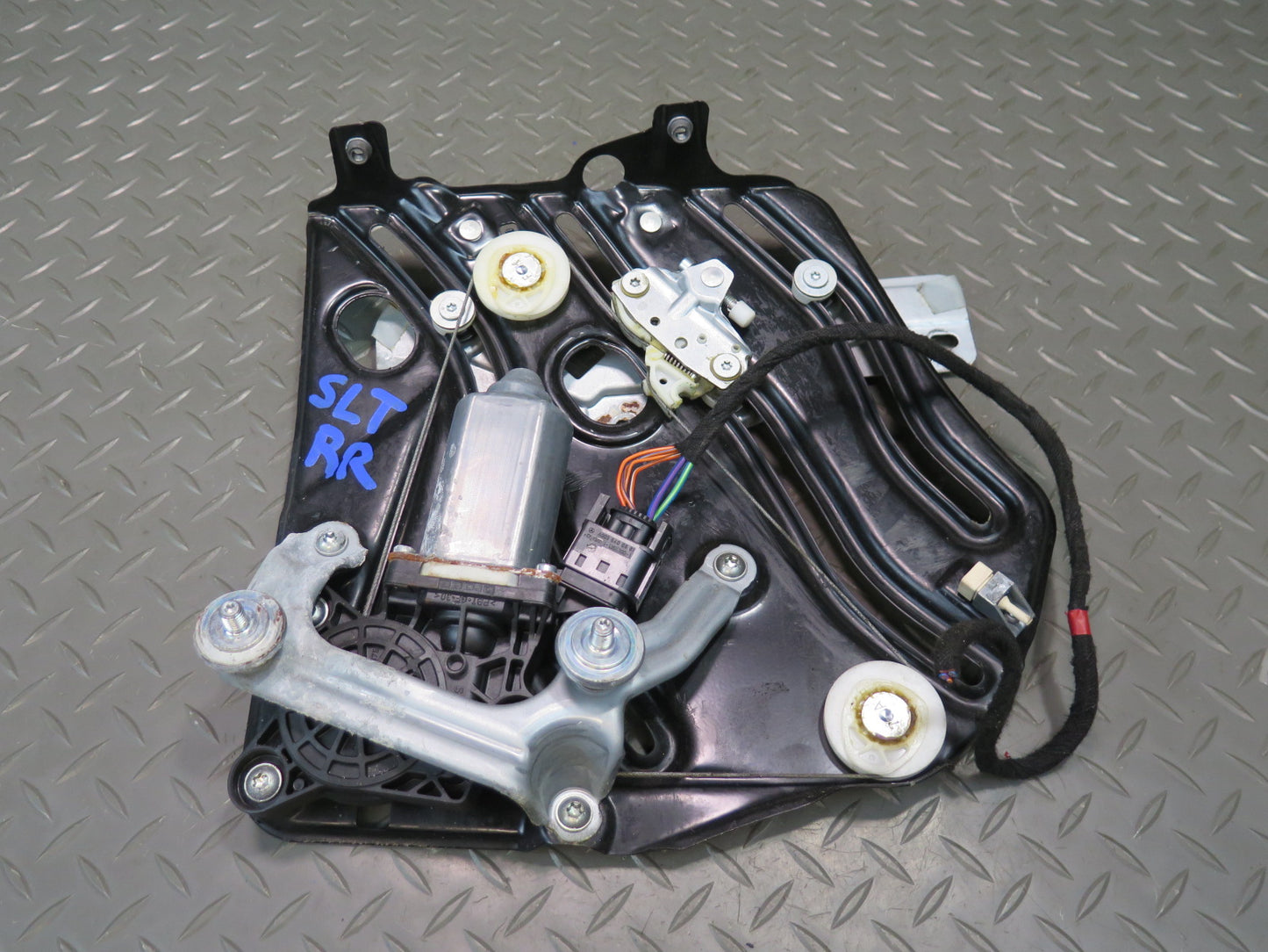 03-12 Mercedes R230 Sl-class Rear Right Window Regulator w Motor 2306700203 OEM