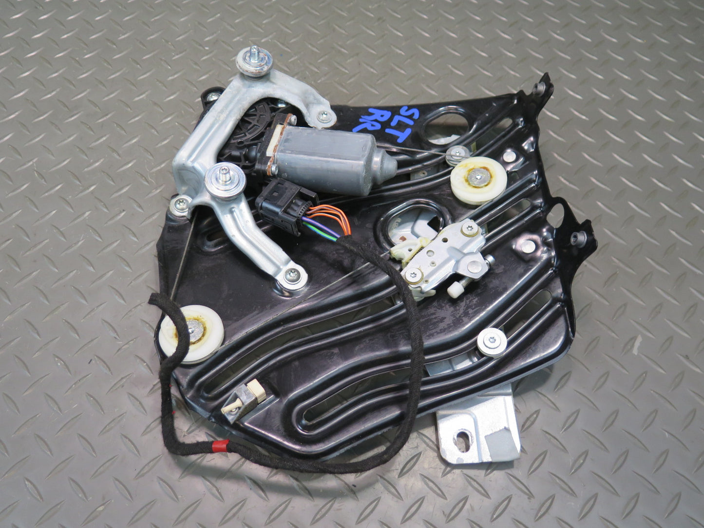 03-12 Mercedes R230 Sl-class Rear Right Window Regulator w Motor 2306700203 OEM
