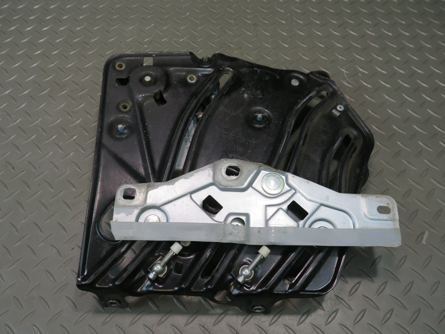 03-12 Mercedes R230 Sl-class Rear Right Window Regulator w Motor 2306700203 OEM