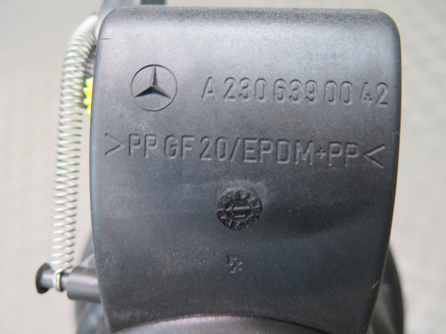 03-12 Mercedes R230 Fuel Tank Filler Door Lid Cover Actuator Housing Set OEM
