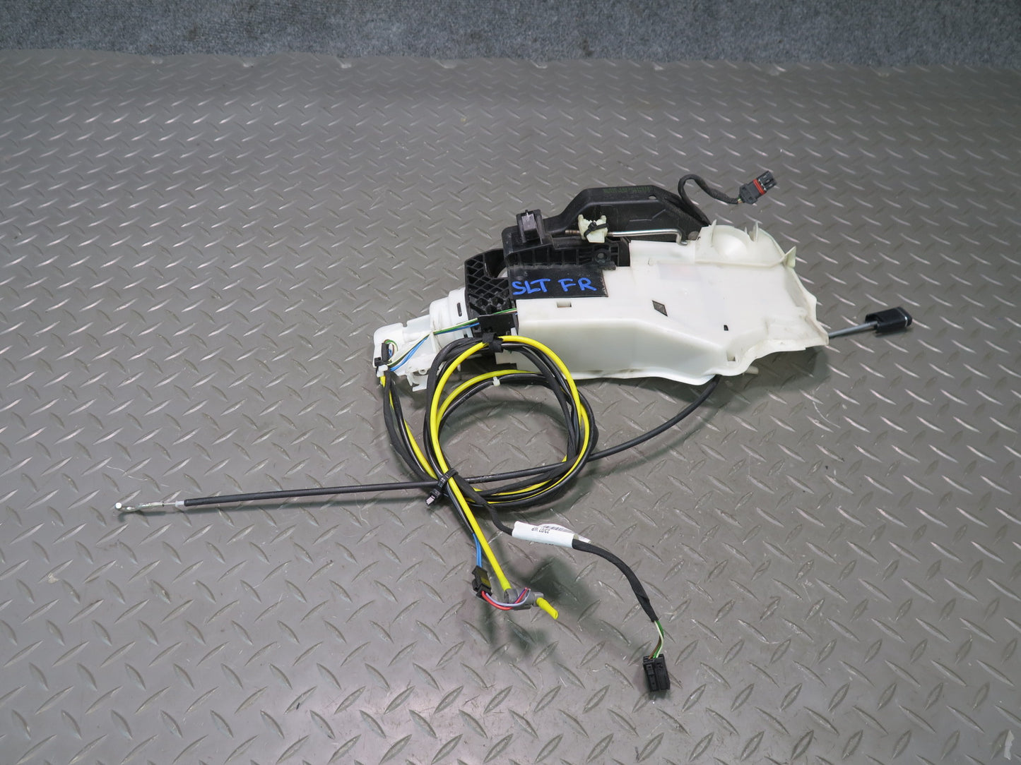 03-12 Mercedes R230 Sl-class Front Right Door Lock Latch Actuator Keyless OEM