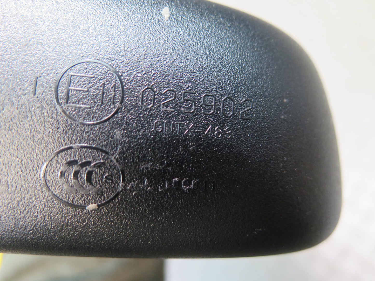 07-12 Mercedes R230 Auto Dimming Interior Rear View Mirror W/ Homelink OEM