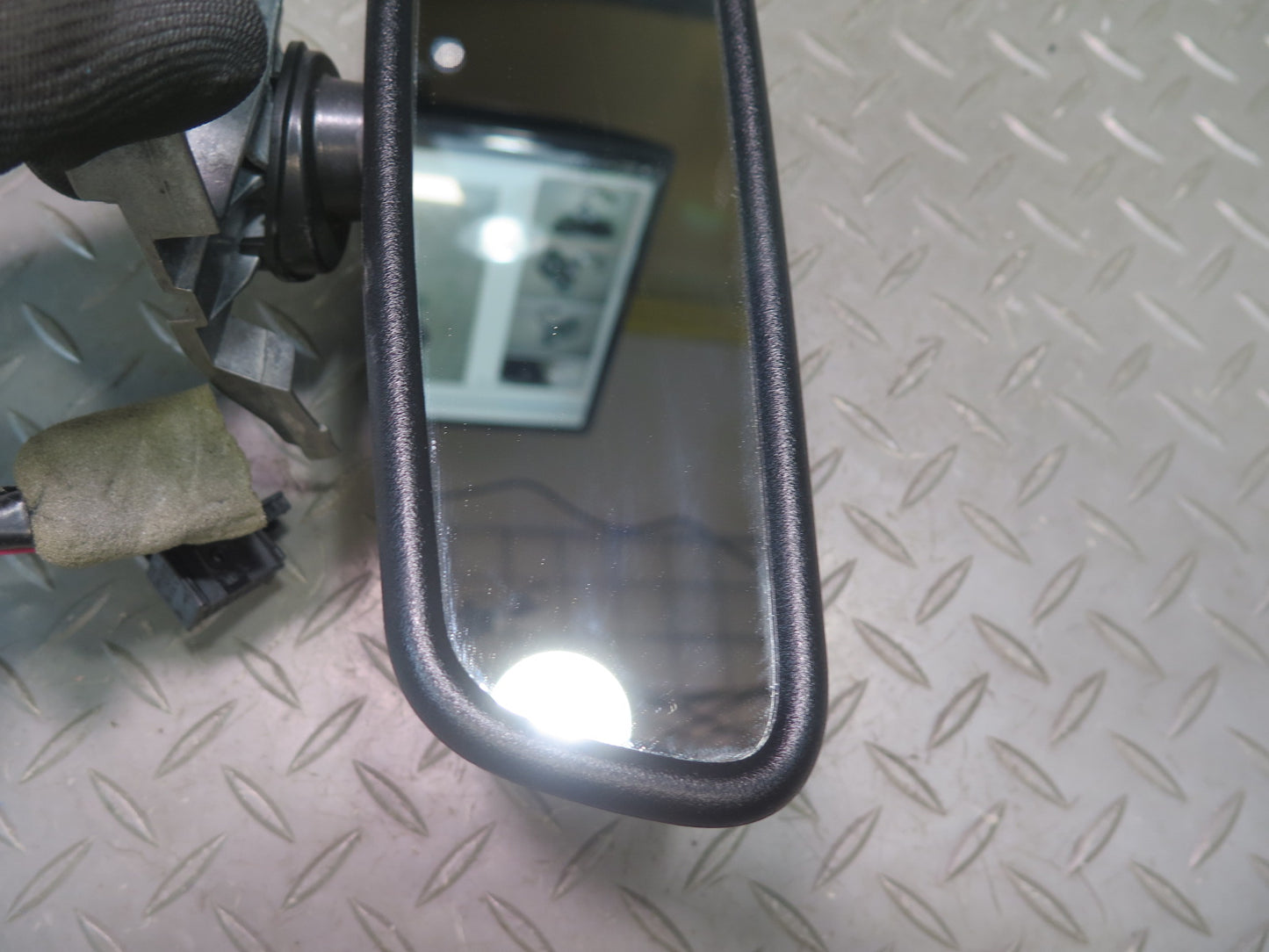 07-12 Mercedes R230 Auto Dimming Interior Rear View Mirror W/ Homelink OEM