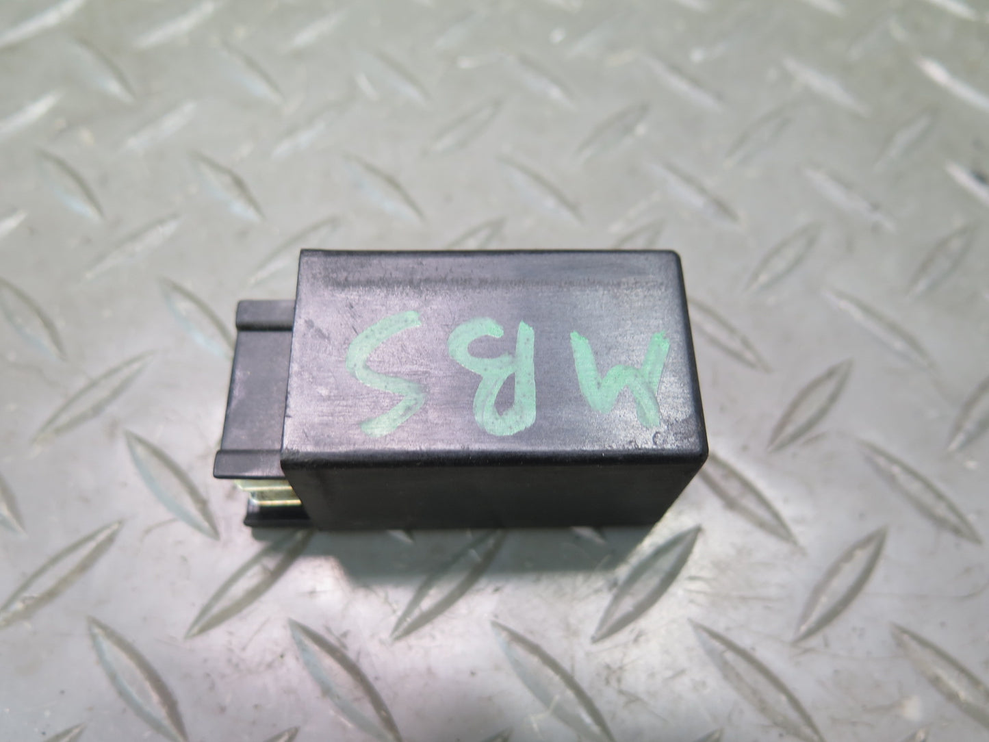 83-89 BMW E24 633CSi 635CSi Climate Relay Control Module 1368753 OEM