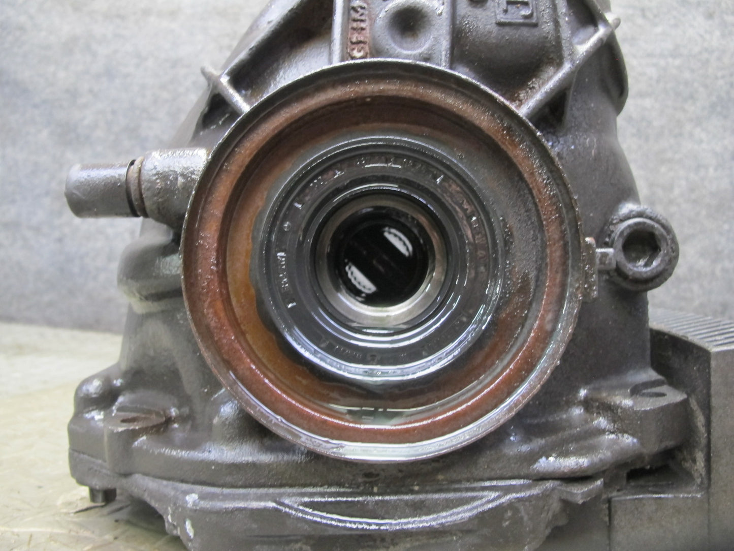 03-08 Mercedes R230 SL55 AMG Rear Differential Carrier 2.82 Ratio 97k Miles OEM