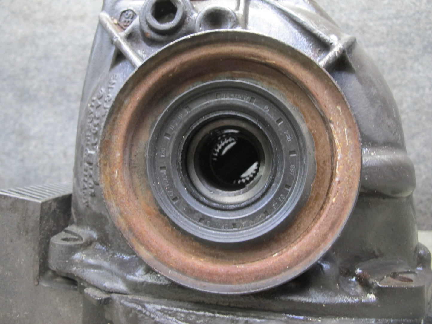 03-08 Mercedes R230 SL55 AMG Rear Differential Carrier 2.82 Ratio 97k Miles OEM