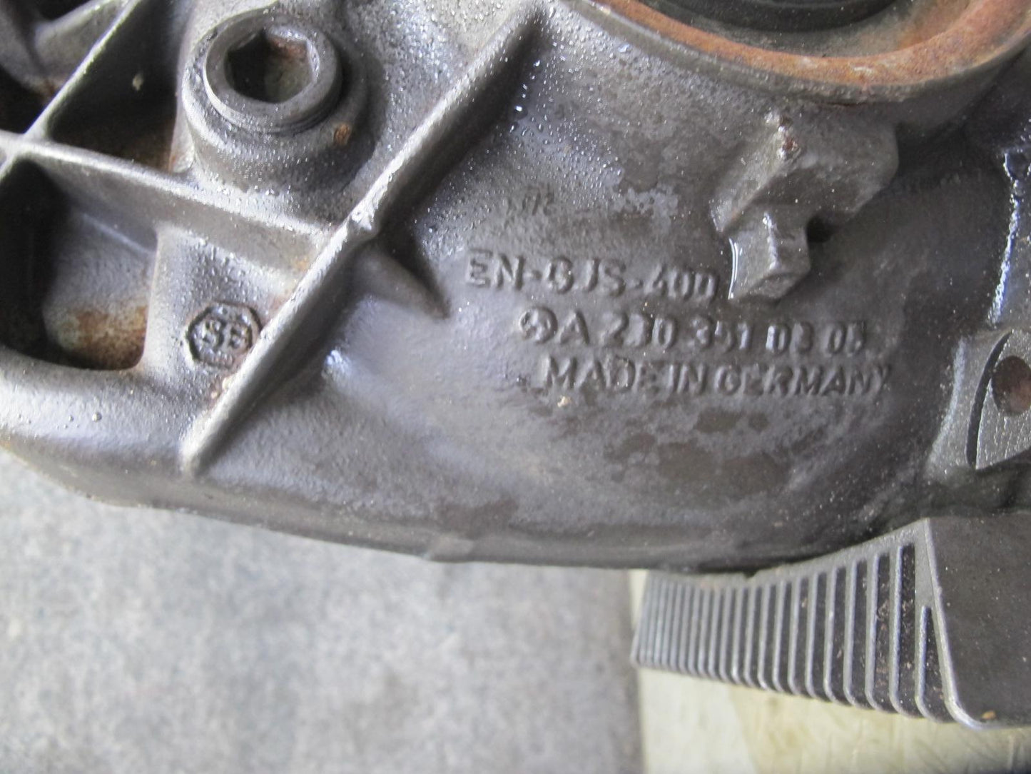 03-08 Mercedes R230 SL55 AMG Rear Differential Carrier 2.82 Ratio 97k Miles OEM