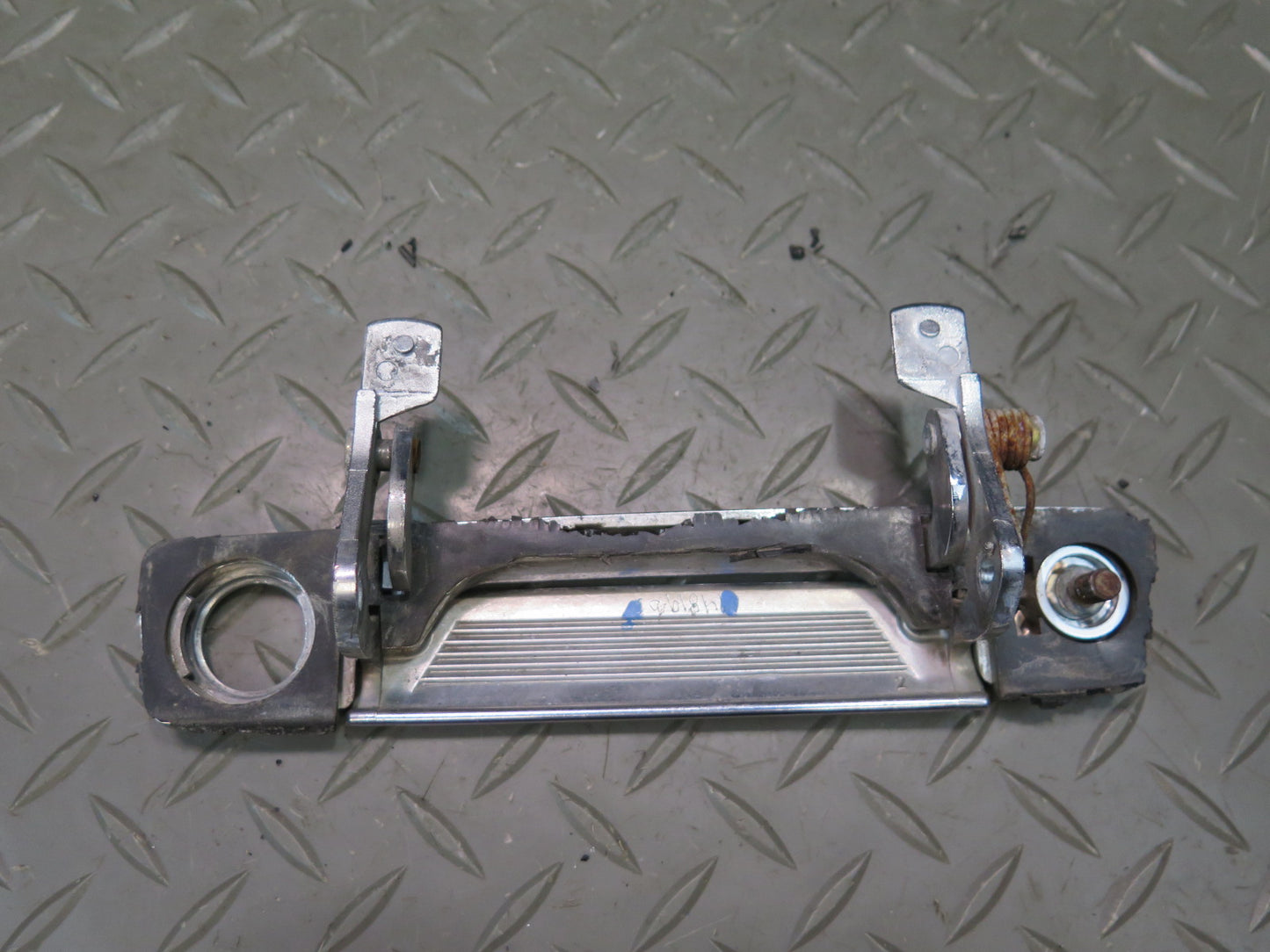 84-89 BMW E24 633CSI Front Left Exterior Door Handle Chrome OEM