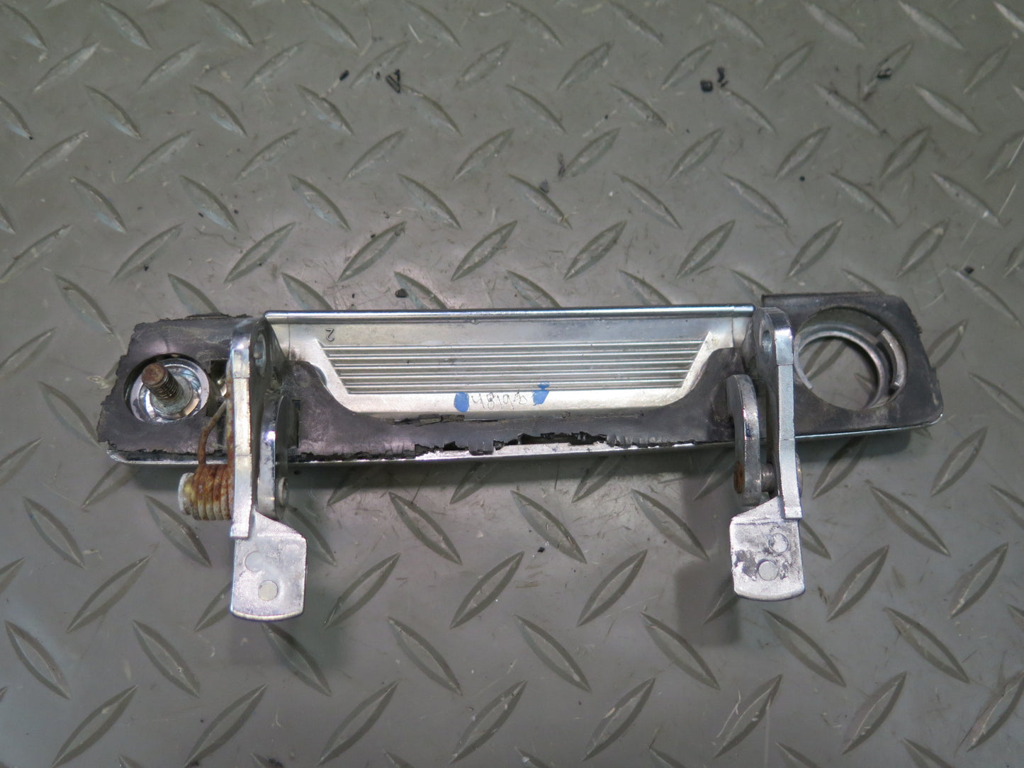 84-89 BMW E24 633CSI Front Left Exterior Door Handle Chrome OEM