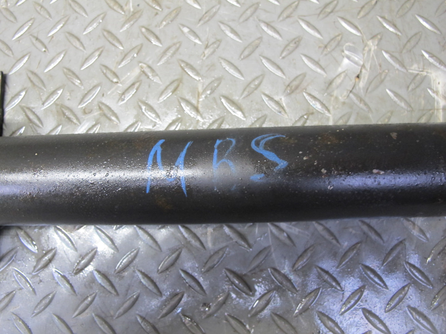 84-86 BMW E24 633CSI 635CSI M30 A/T Rear Drive Shaft Driveshaft 115K Miles OEM