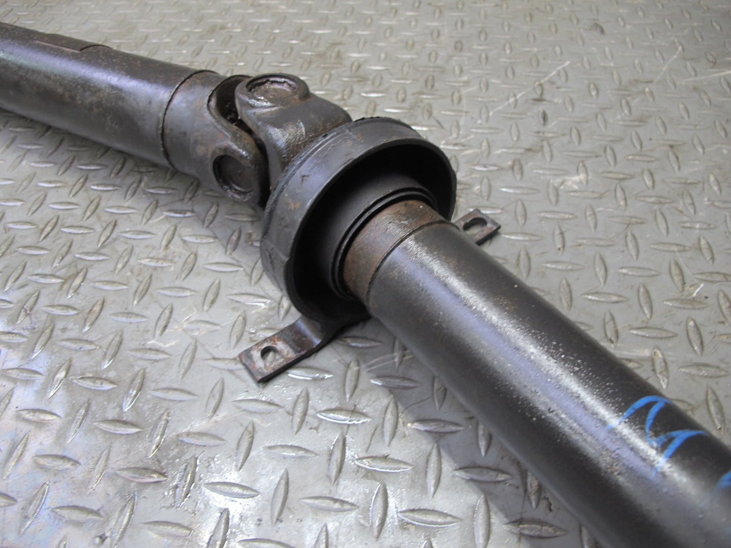 84-86 BMW E24 633CSI 635CSI M30 A/T Rear Drive Shaft Driveshaft 115K Miles OEM