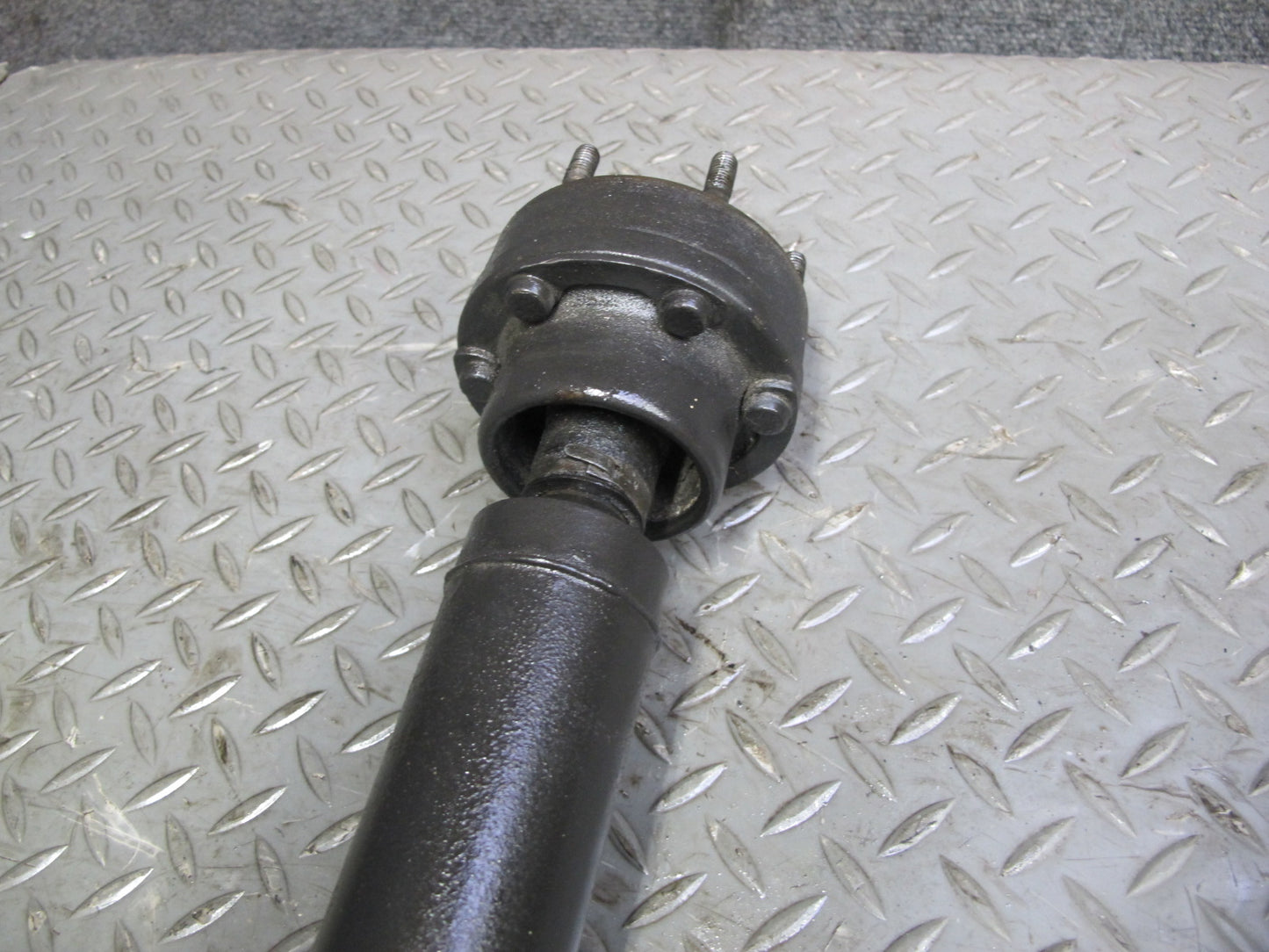 84-86 BMW E24 633CSI 635CSI M30 A/T Rear Drive Shaft Driveshaft 115K Miles OEM