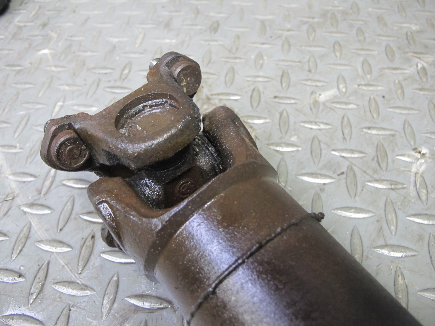 84-86 BMW E24 633CSI 635CSI M30 A/T Rear Drive Shaft Driveshaft 115K Miles OEM