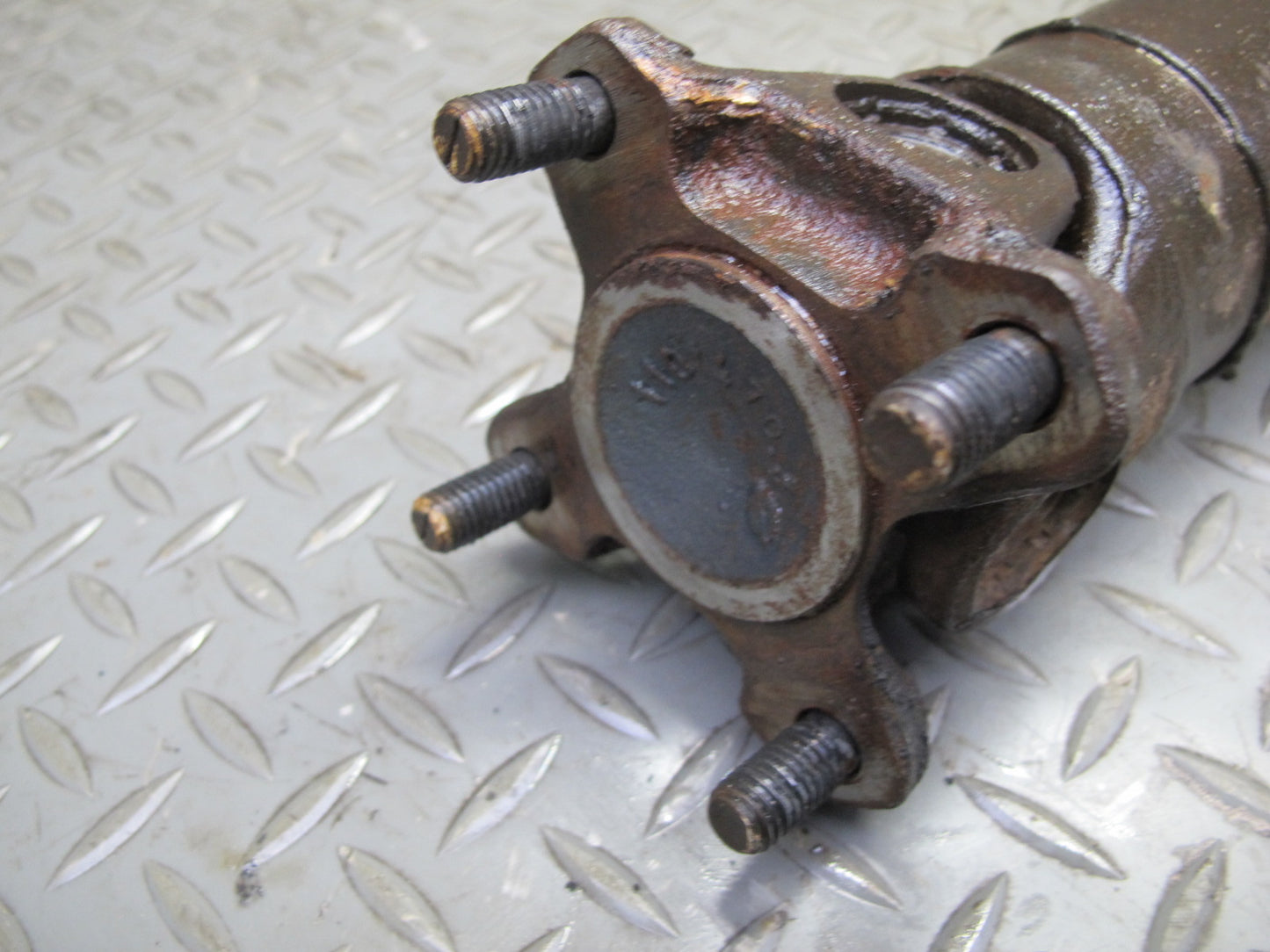 84-86 BMW E24 633CSI 635CSI M30 A/T Rear Drive Shaft Driveshaft 115K Miles OEM