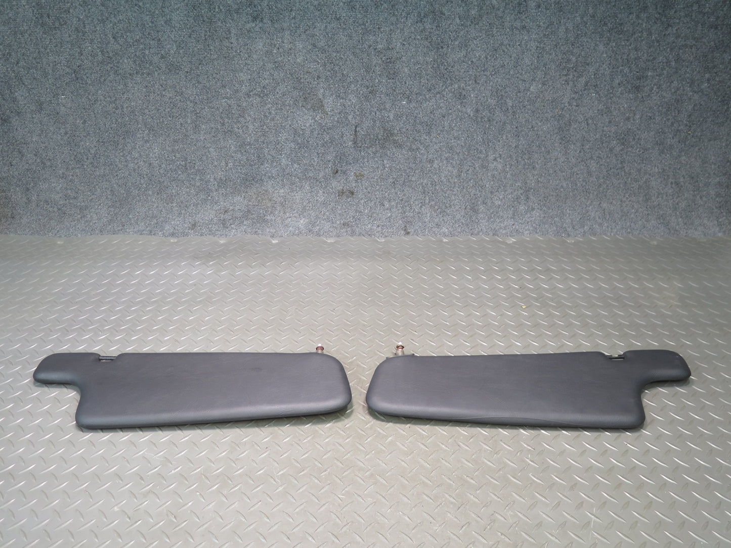 84-89 BMW E24 633CSi 635CSi Set of 2 Front Left & Right Sun Visor OEM