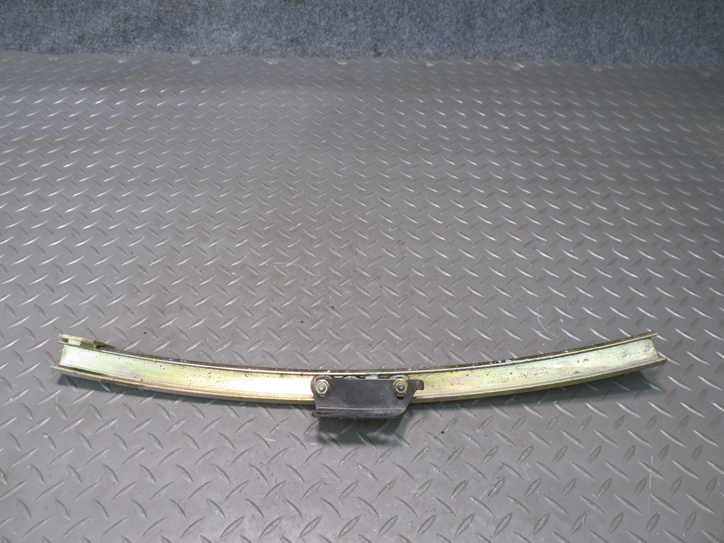 84-89 BMW E24 633CSi 635CSi Set of 2 Right Door Window Regulator Track Guide OEM