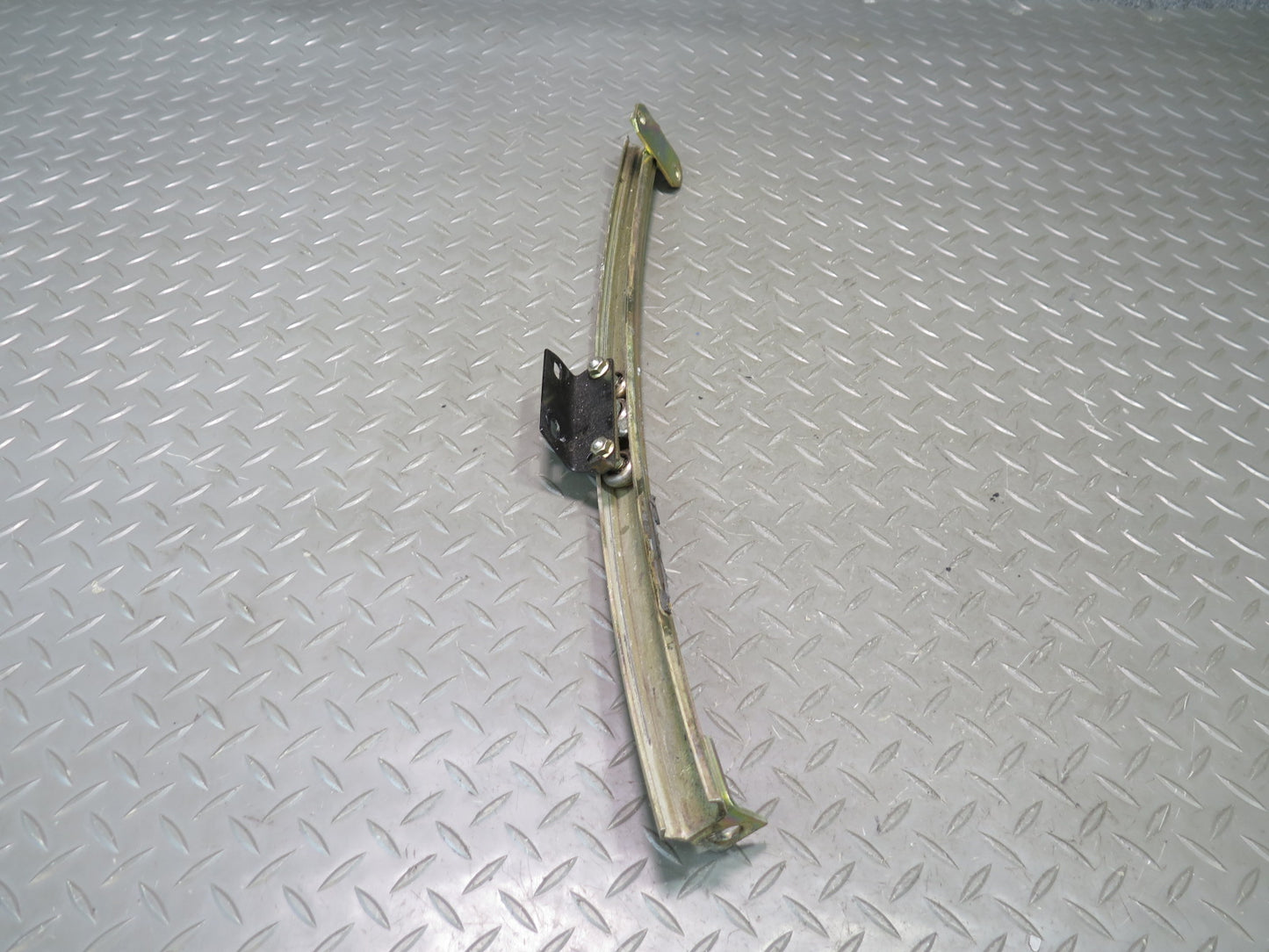 84-89 BMW E24 633CSi 635CSi Set of 2 Right Door Window Regulator Track Guide OEM