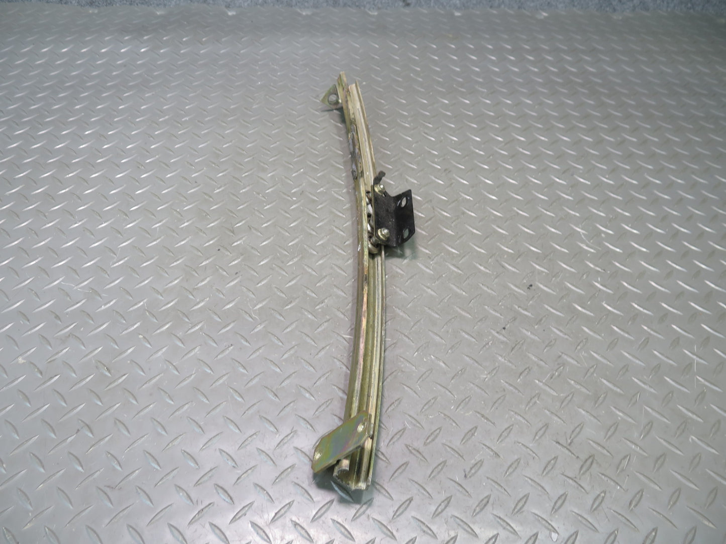 84-89 BMW E24 633CSi 635CSi Set of 2 Right Door Window Regulator Track Guide OEM