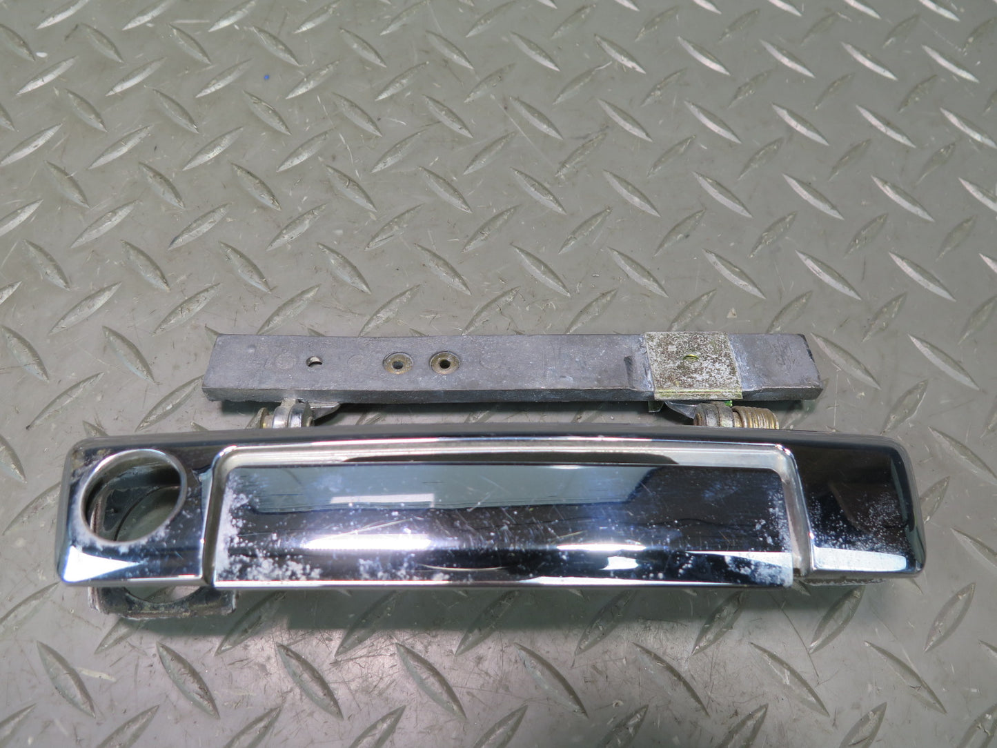 77-89 BMW E24 633CSi 635CSi Right Passenger Door Exterior Handle Chrome OEM