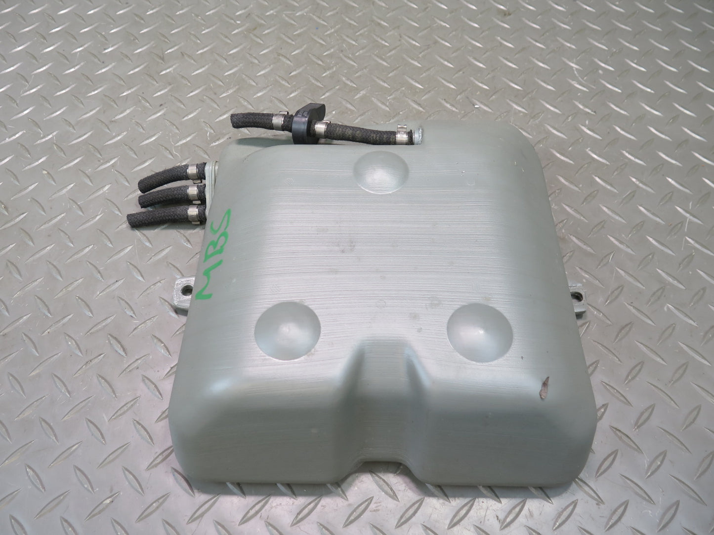83-87 BMW E24 633CSi 635CSi Fuel Evap Vapor Charcoal Canister Expansion Tank OEM