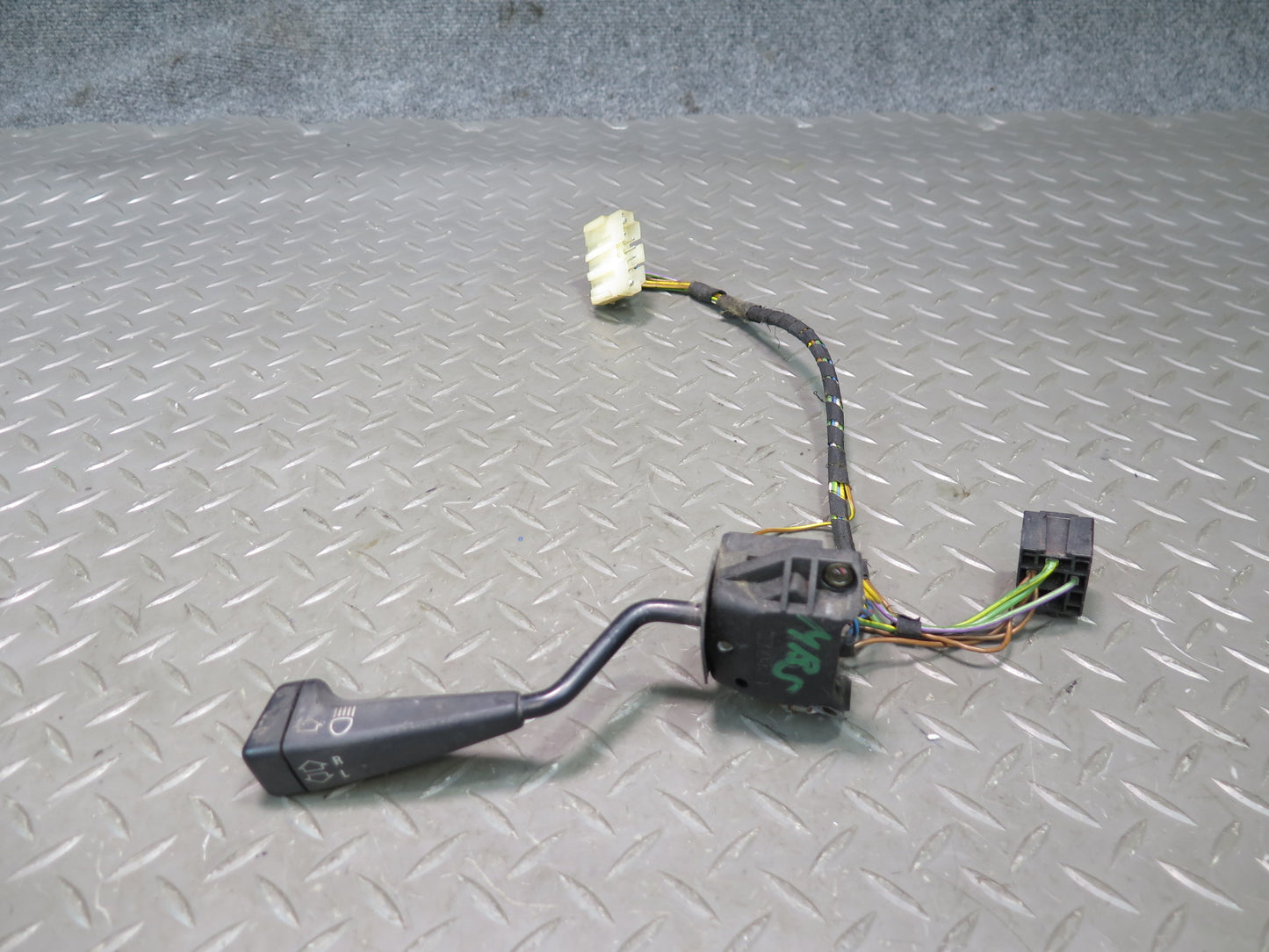 83-85 BMW E24 633CSi 635CSI Steering Column Turn Signal Switch OEM