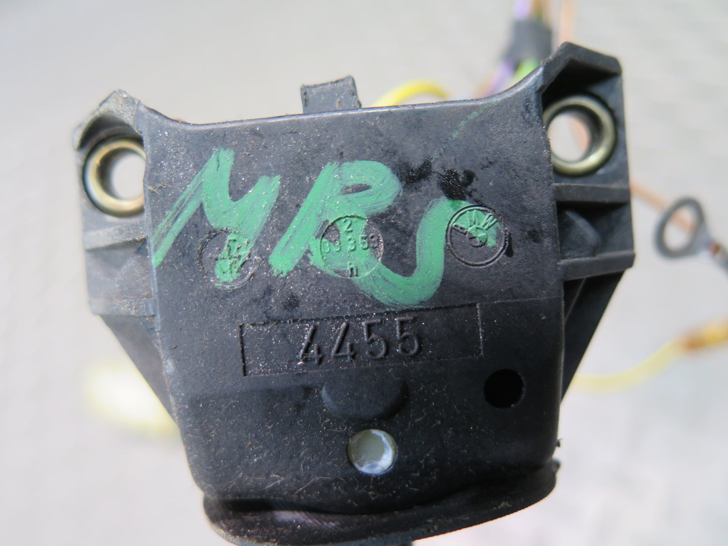 83-85 BMW E24 633CSi 635CSI Steering Column Turn Signal Switch OEM