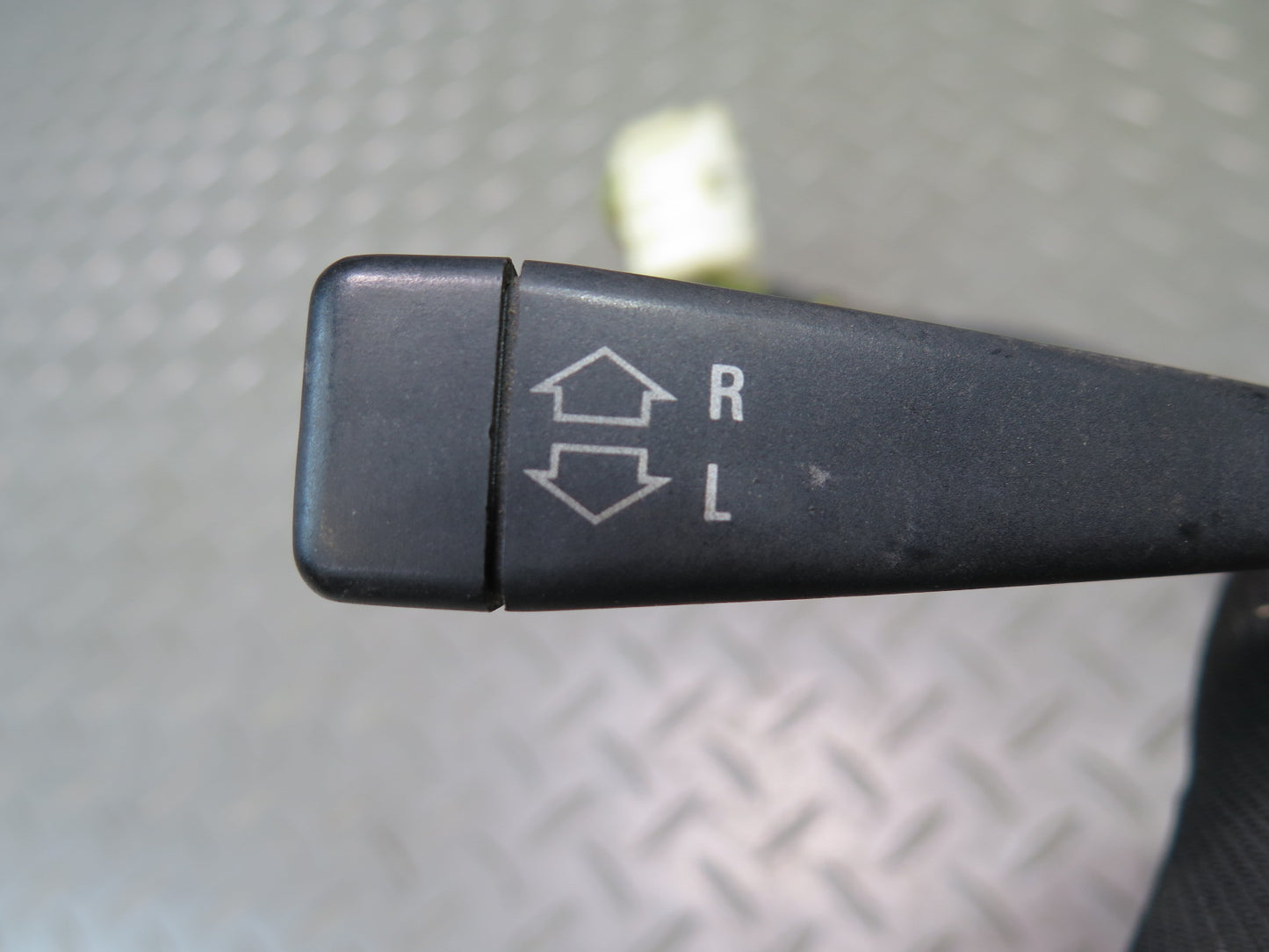 83-85 BMW E24 633CSi 635CSI Steering Column Turn Signal Switch OEM