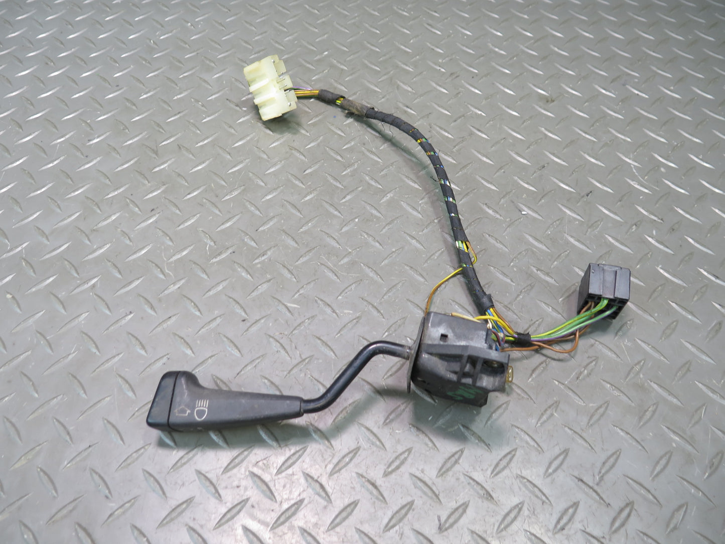 83-85 BMW E24 633CSi 635CSI Steering Column Turn Signal Switch OEM
