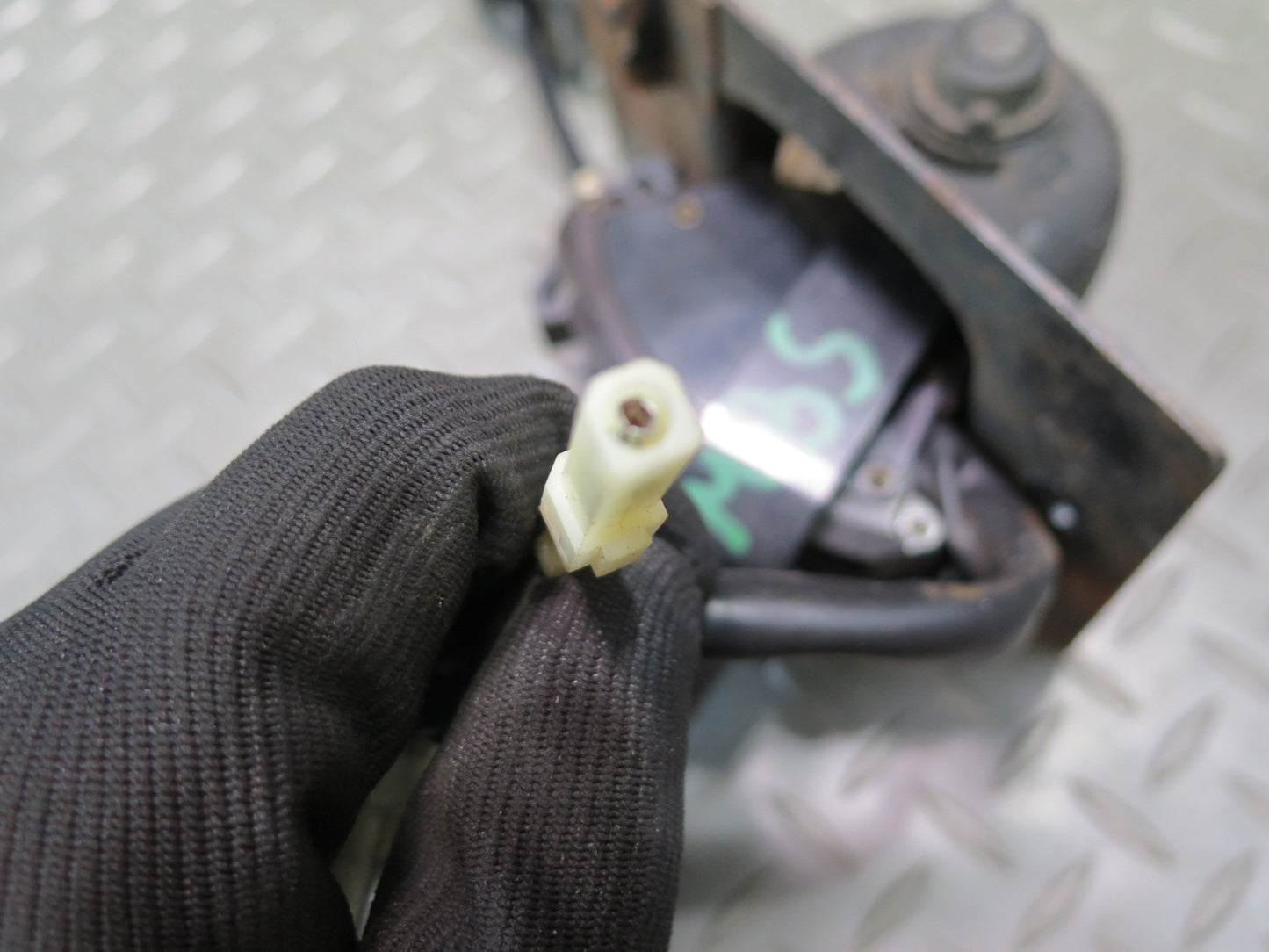 84-89 BMW E24 633CSI 635CSI A/T Gear Shifter Selector w Cable OEM