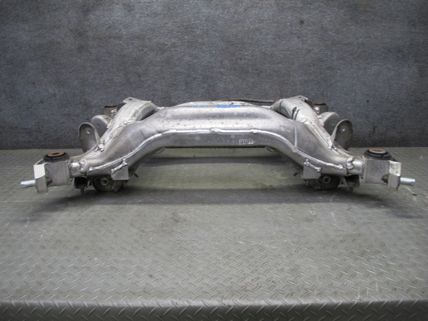 07-09 Nissan Z33 350Z Conv Rear Suspension Subframe Crossmember Carrier 101K OEM
