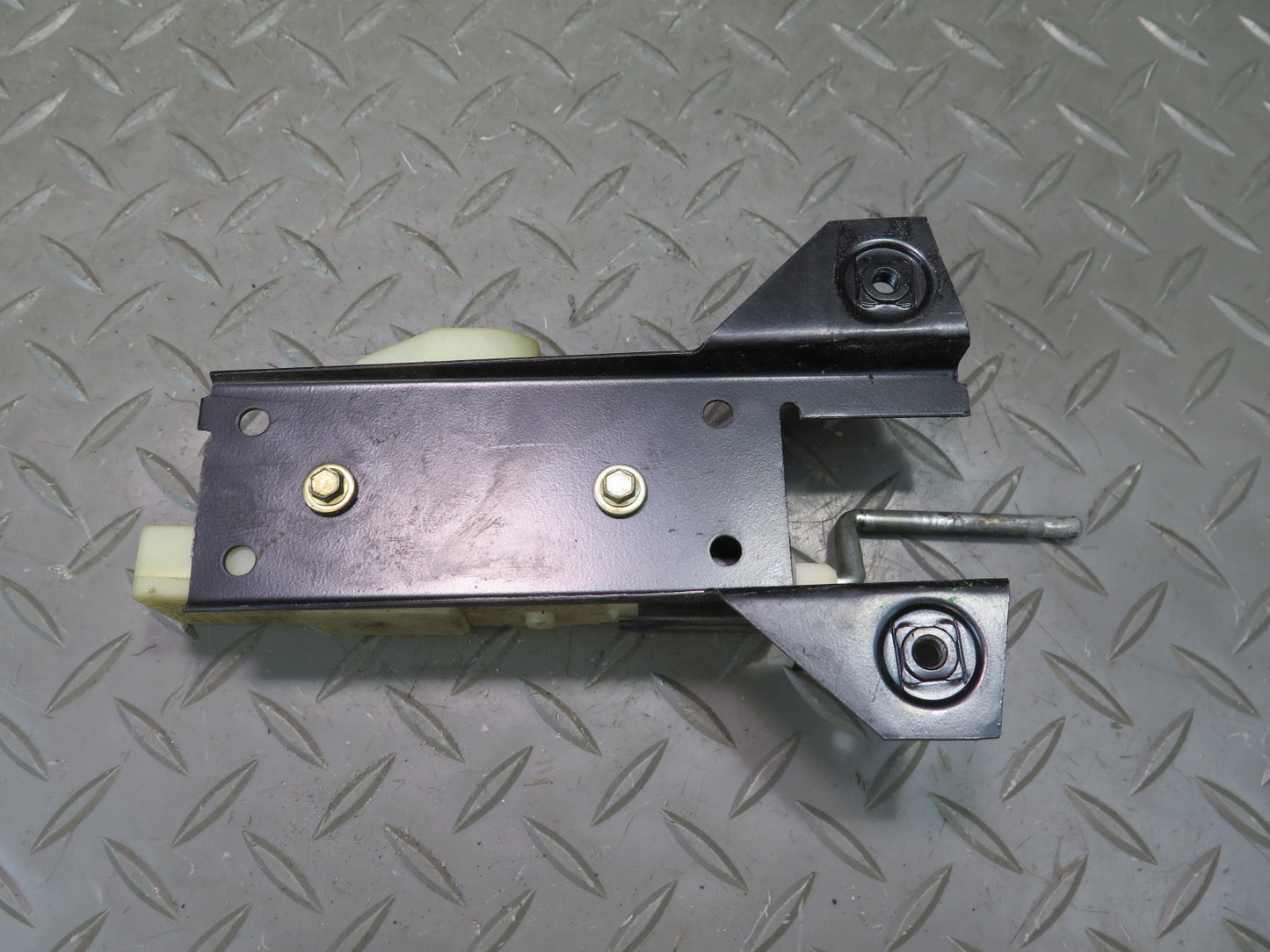 83-89 BMW E24 633CSI 635CSI Fuel Tank Filler Door Lid Lock Actuator 1373185 OEM