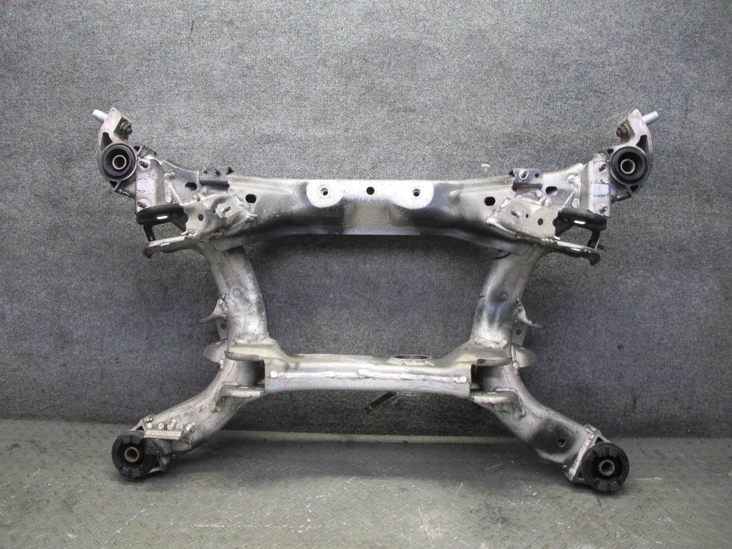 07-09 Nissan Z33 350Z Conv Rear Suspension Subframe Crossmember Carrier 101K OEM