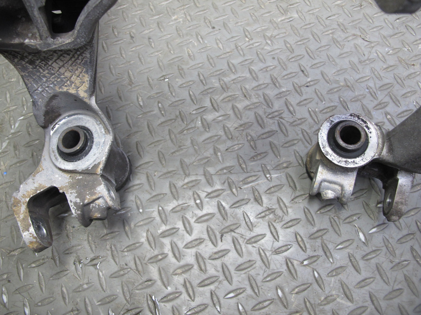 1999-2001 Porsche 911 996 RWD Rear Suspension Sub Frame Crossmember Carrier