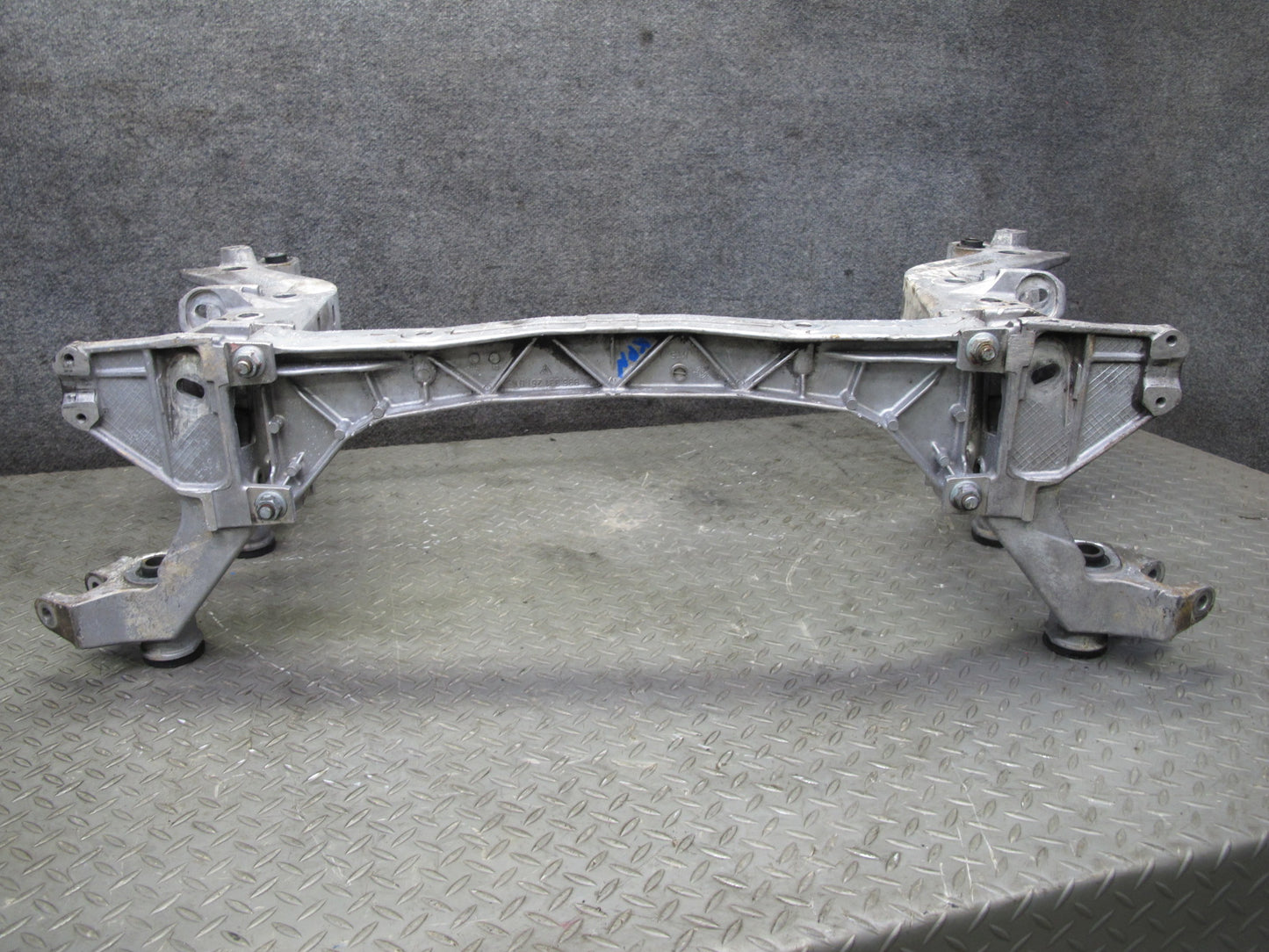 1999-2001 Porsche 911 996 RWD Rear Suspension Sub Frame Crossmember Carrier
