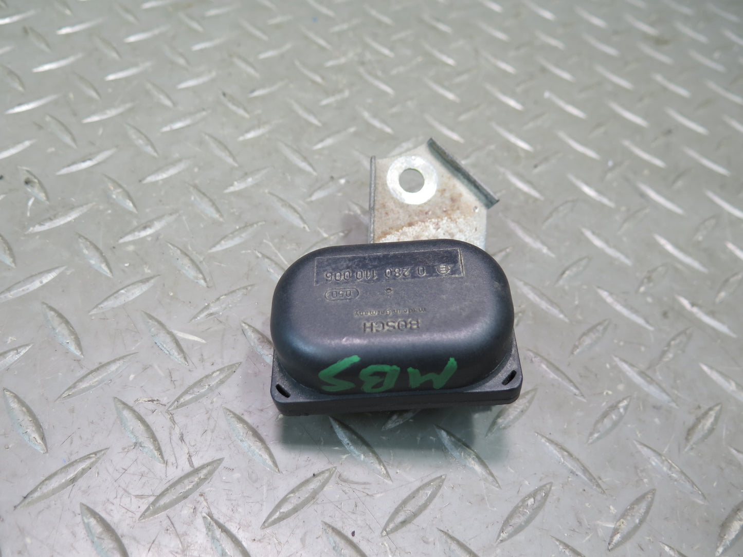 83-84 BMW E24 633CSi Fuel Injection System Switch w Mount OEM