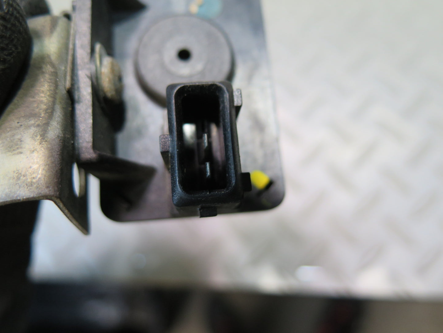 83-84 BMW E24 633CSi Fuel Injection System Switch w Mount OEM