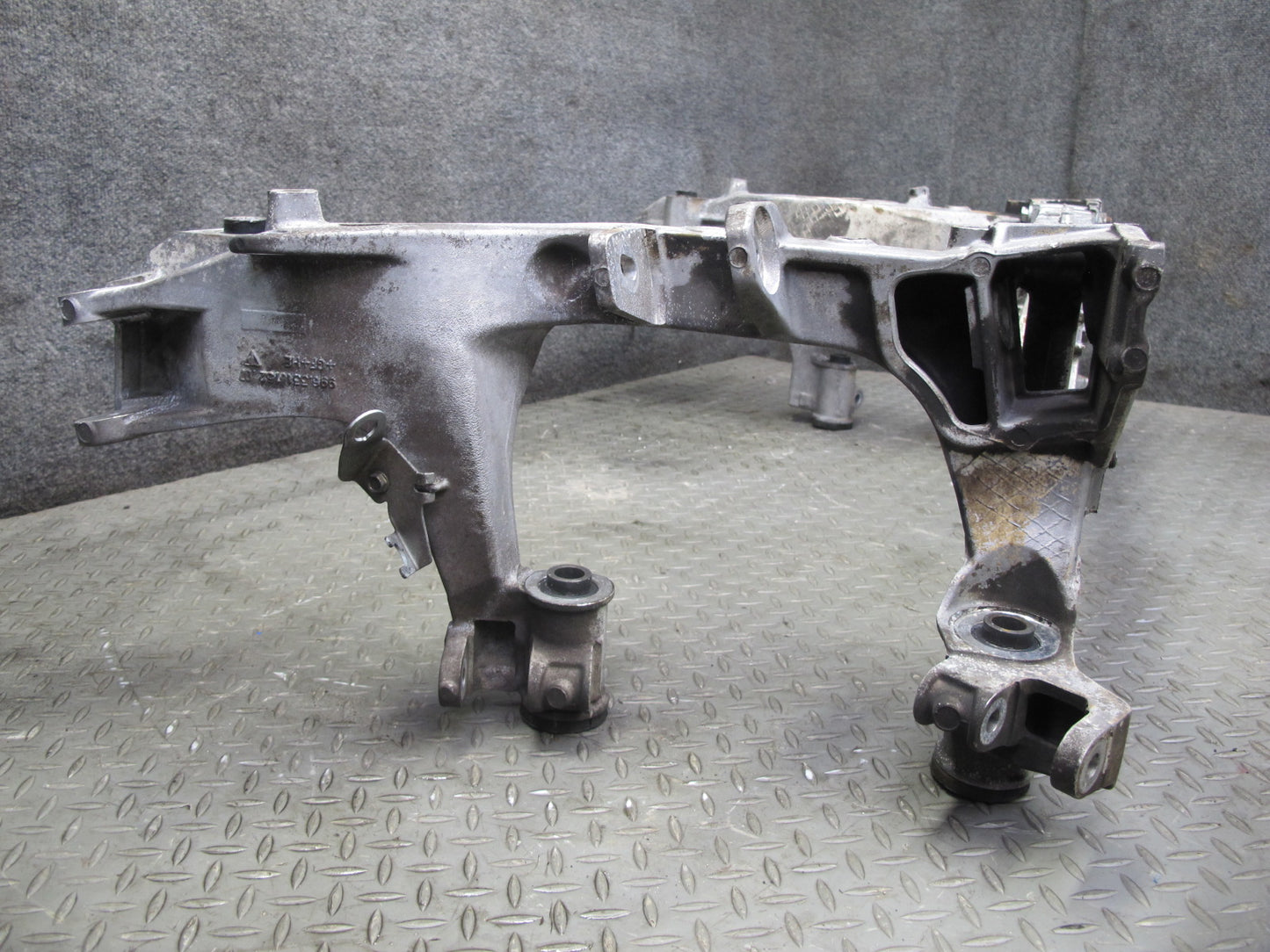 1999-2001 Porsche 911 996 RWD Rear Suspension Sub Frame Crossmember Carrier