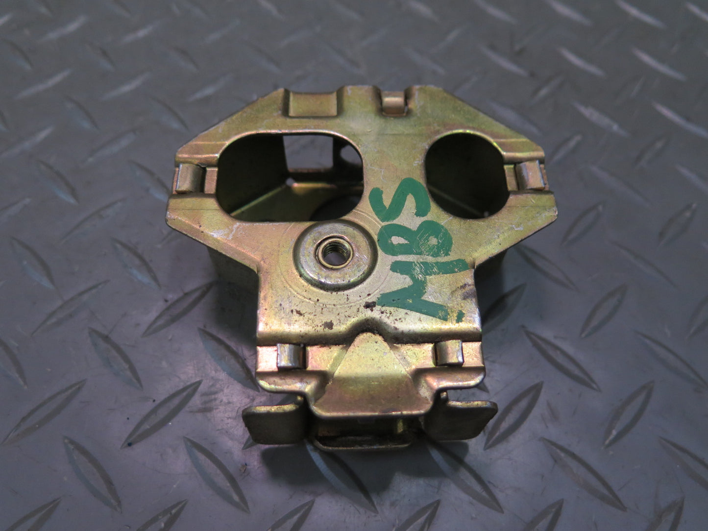 78-89 BMW E24 633CSI 635CSI Rear Trunk Lid Lock Lower Catch OEM