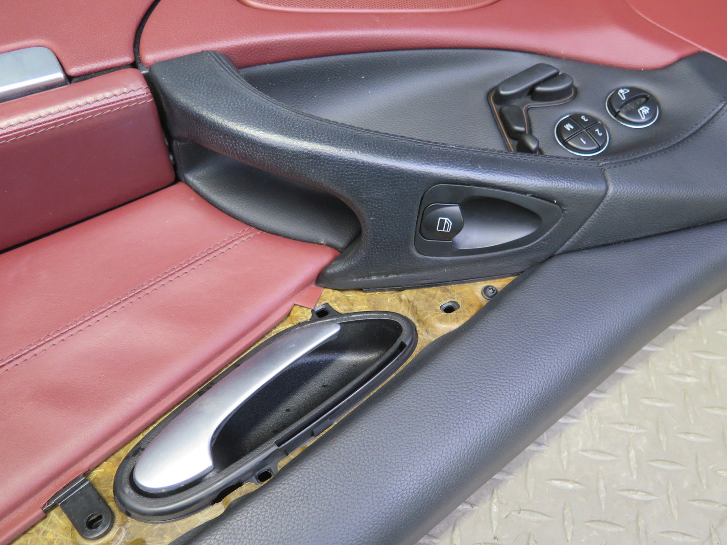 03-08 Mercedes R230 Sl-class Right Side Door Interior Trim Cover Panel RED OEM