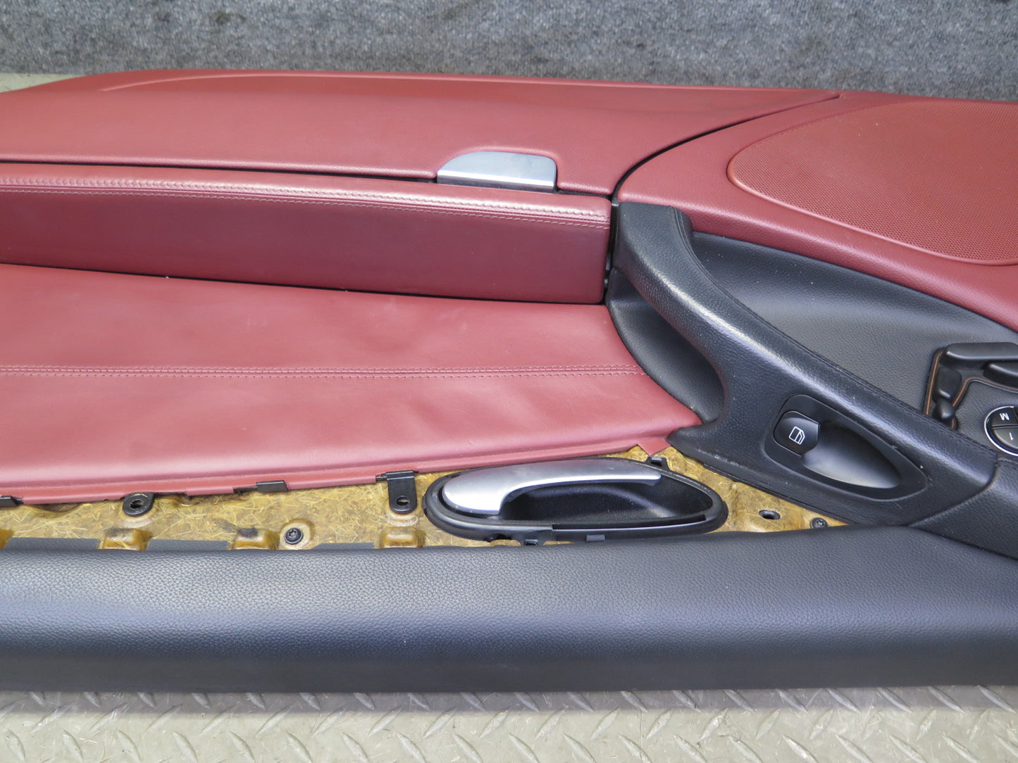 03-08 Mercedes R230 Sl-class Right Side Door Interior Trim Cover Panel RED OEM