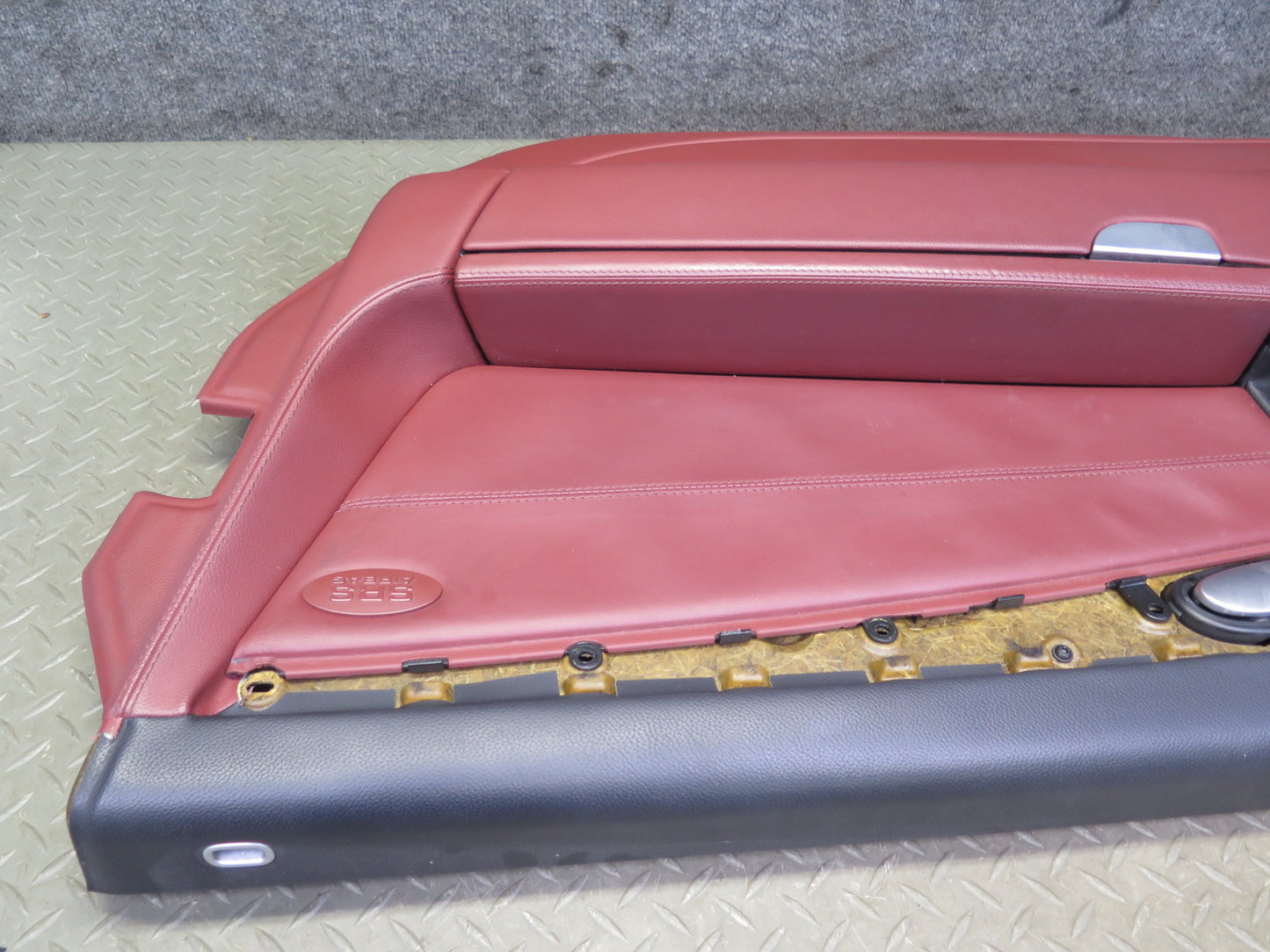 03-08 Mercedes R230 Sl-class Right Side Door Interior Trim Cover Panel RED OEM