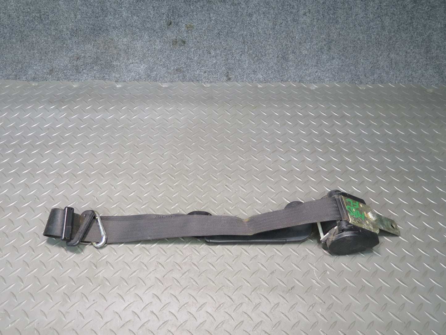 79-84 BMW 633CSi E24 FRONT LEFT & RIGHT SIDE SEATBELT RETRACTOR SET OEM