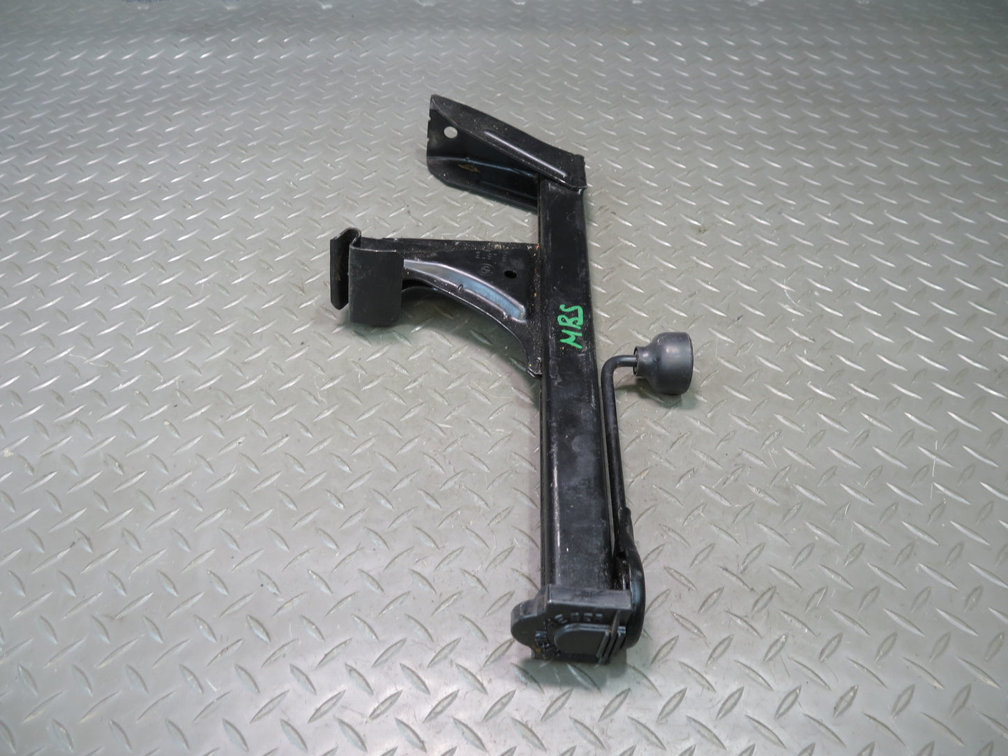 78-89 BMW BMW E24 633CSI 635CSI Emergency Spare Tire Lift Jack OEM