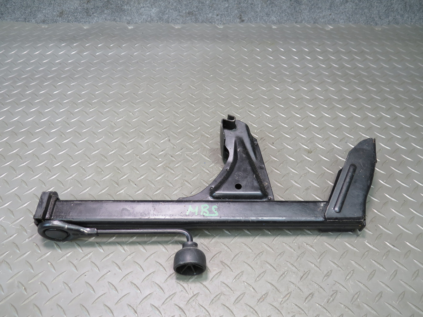 78-89 BMW BMW E24 633CSI 635CSI Emergency Spare Tire Lift Jack OEM
