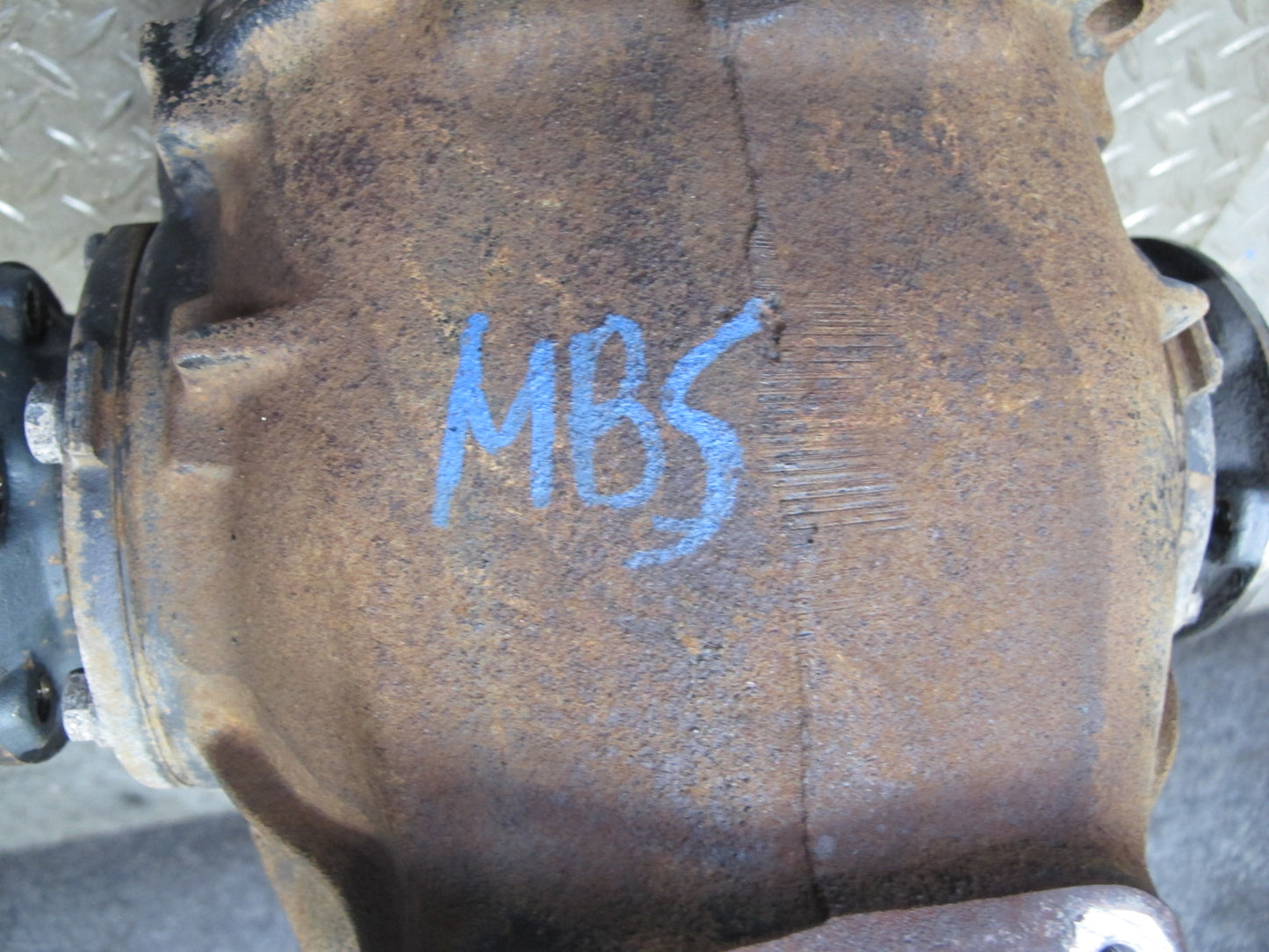 83-84 BMW E24 633CSI Rear Axle Differential Carrier 3.25 Ratio 115K Miles OEM