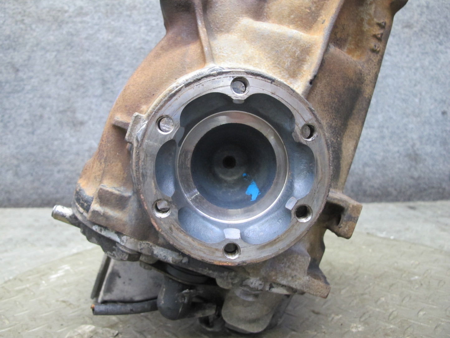 83-84 BMW E24 633CSI Rear Axle Differential Carrier 3.25 Ratio 115K Miles OEM