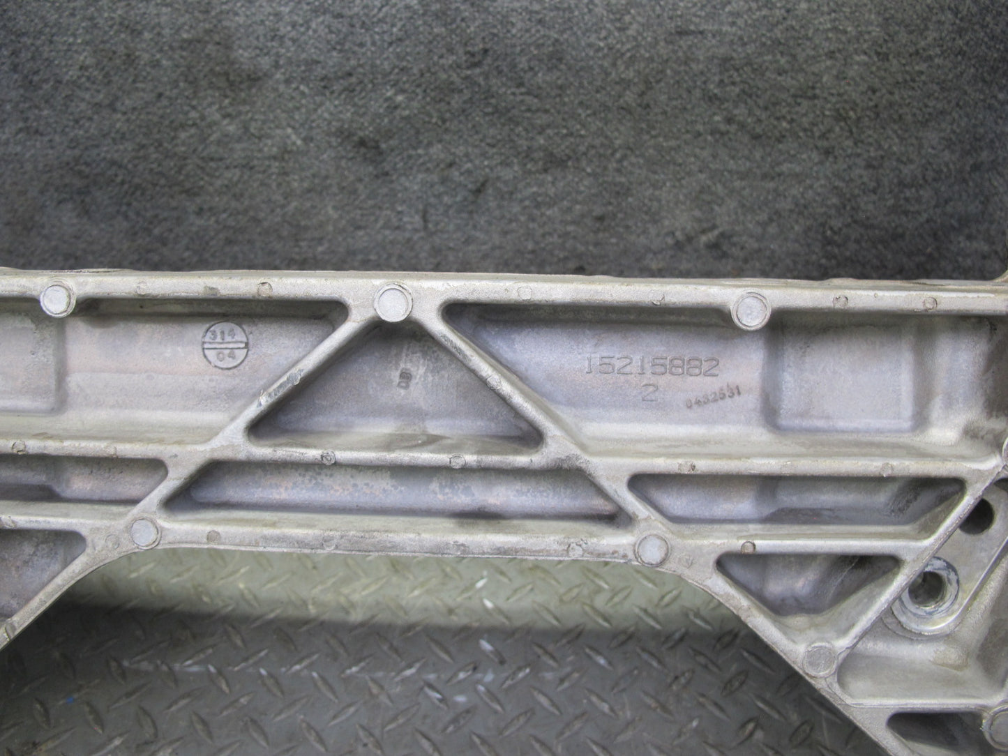 2004-2009 Cadillac XLR Front Engine Sub Frame Subframe Crossmember Cradle