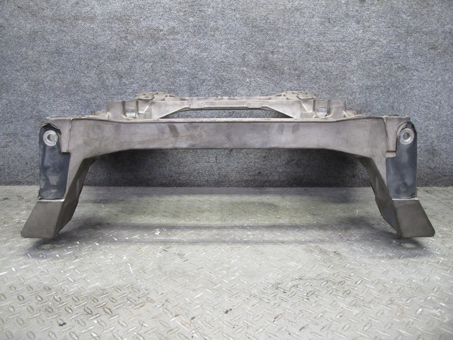 2004-2009 Cadillac XLR Rear Engine Sub Frame Subframe Crossmember Cradle
