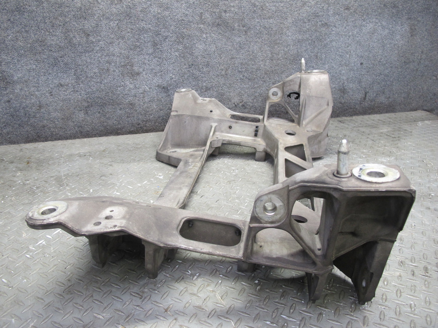 2004-2009 Cadillac XLR Rear Engine Sub Frame Subframe Crossmember Cradle