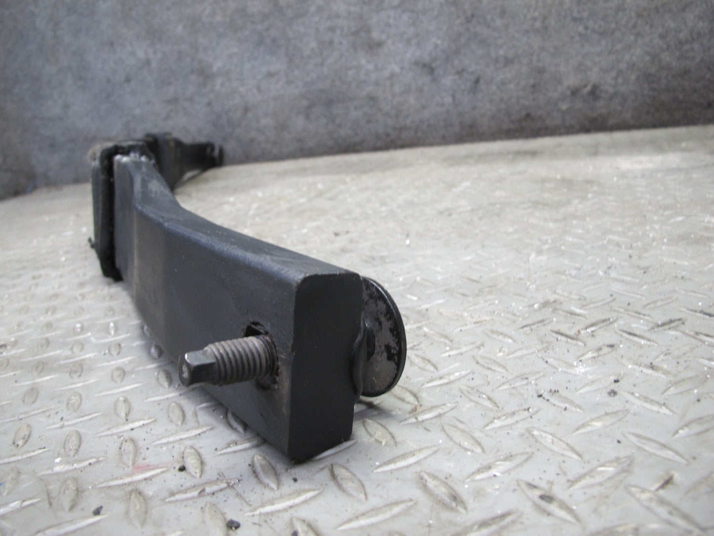 2004-2009 Cadillac XLR Front Suspension Leaf Spring 22146483